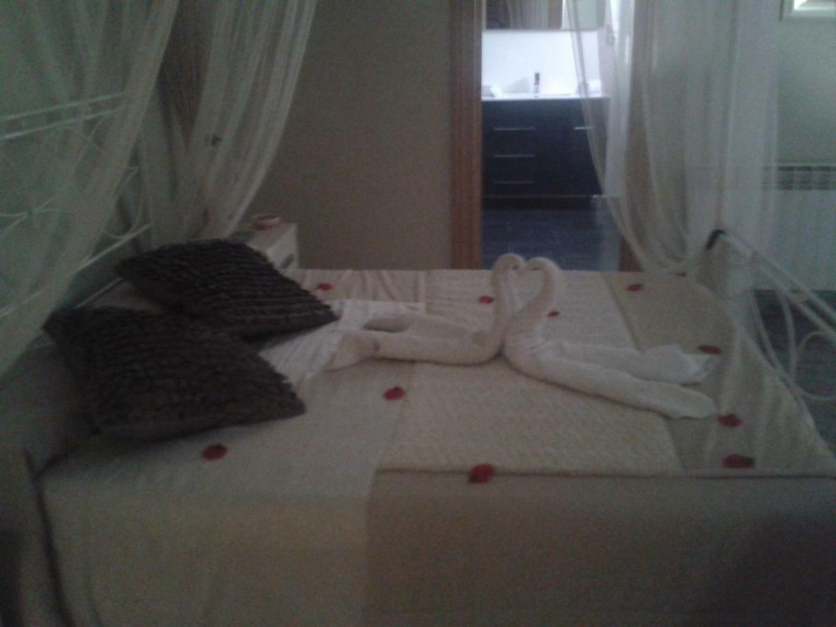 Hostal Texas 2 Fuentes de Ebro Exterior foto